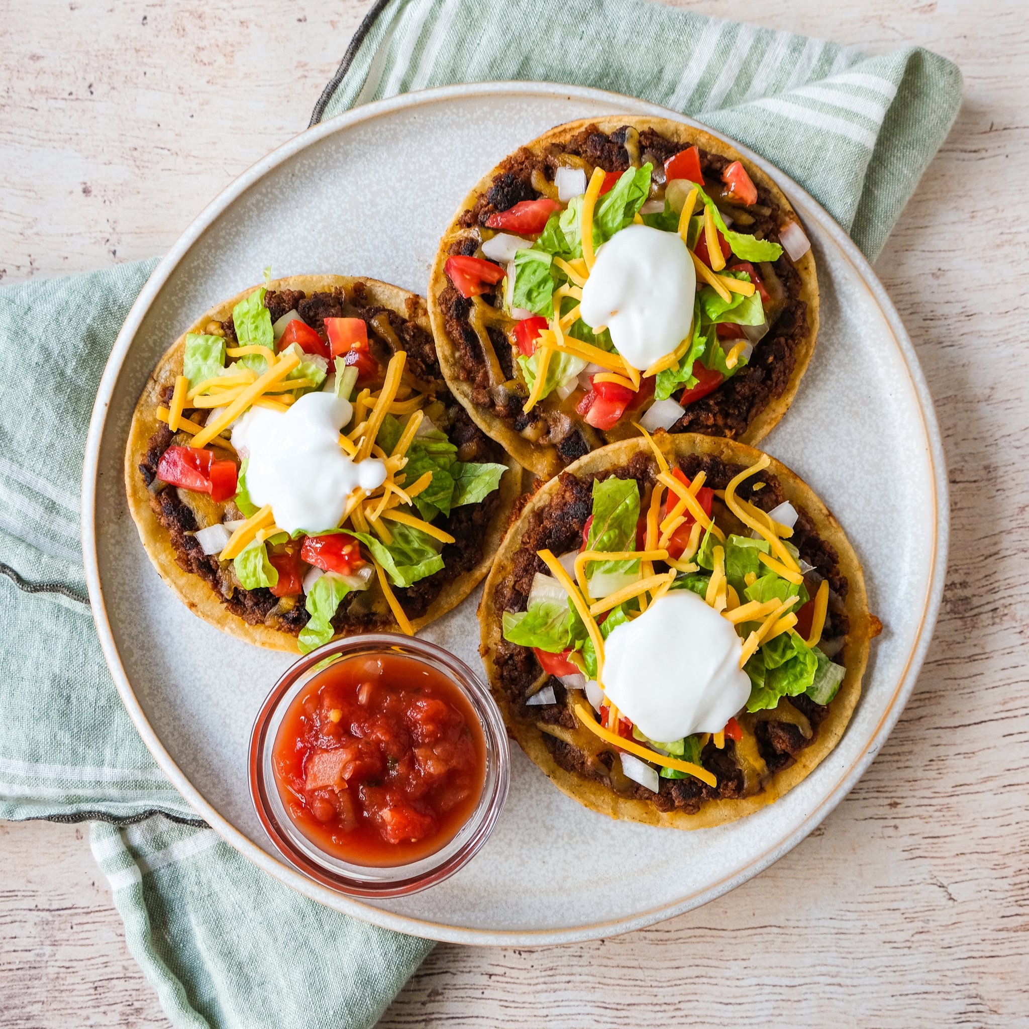 Smash Burger Tacos with Lettuce, Tomato, Cheddar, Salsa & Sour Cream Albertsons