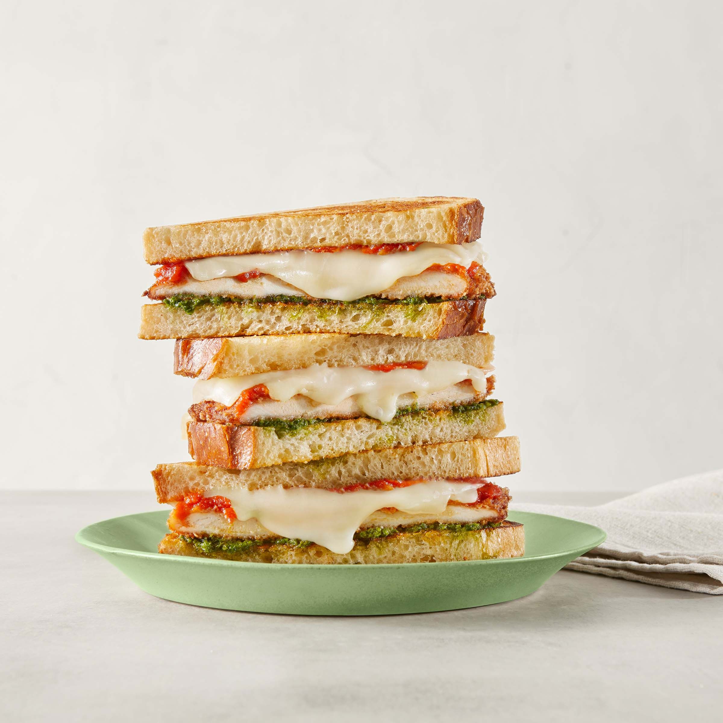 Tillamook® Chicken Marinara Mozzarella Sandwich