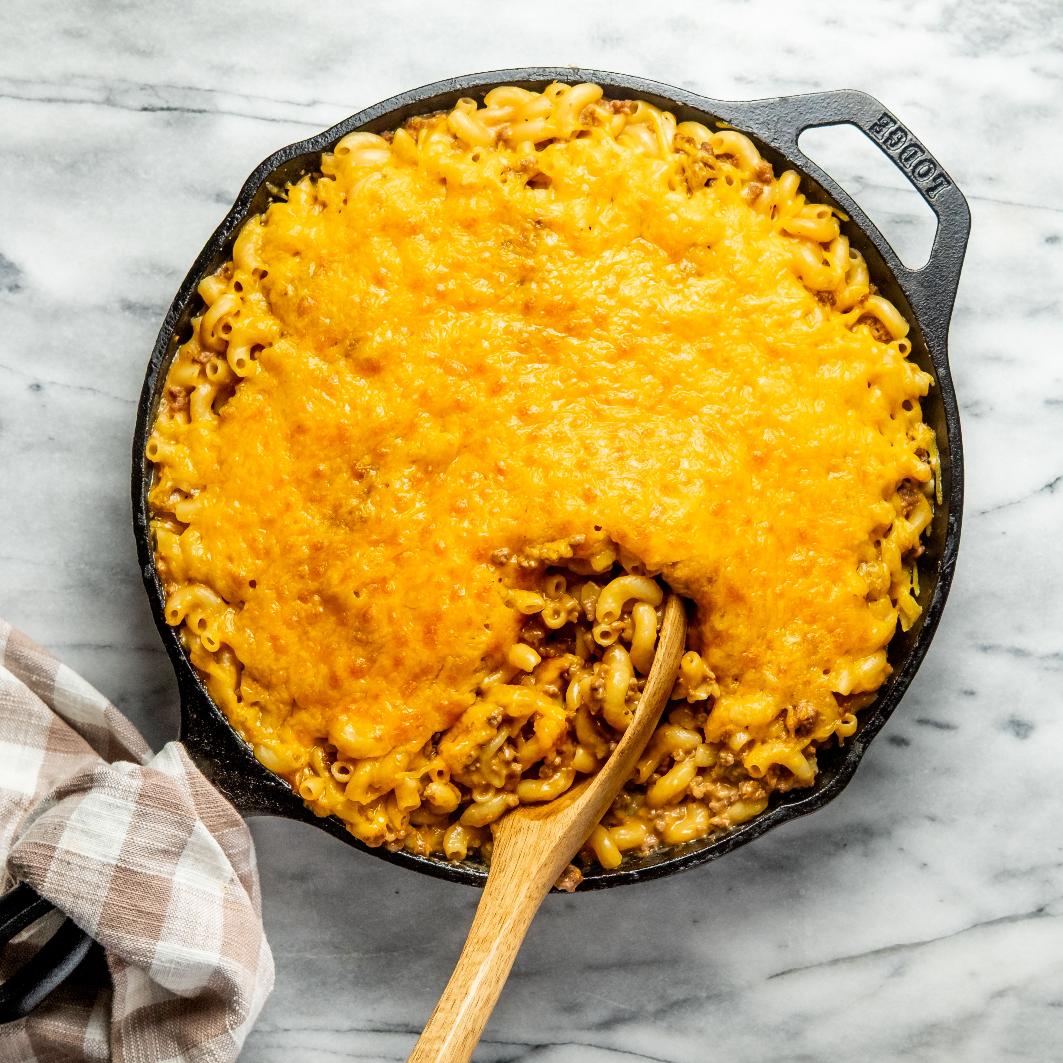Cheesy Hamburger & Macaroni Casserole