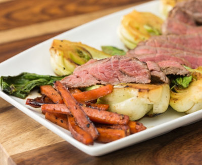 Sesame Steak with Baby Bok Choy