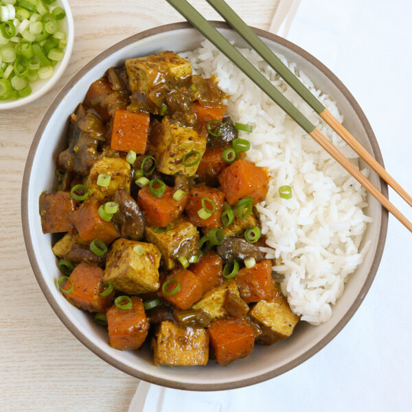 Japanese-Style Tofu Curry with Butternut Squash, Mushrooms & Rice