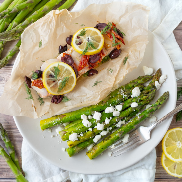 Mediterranean Salmon Parcels with Lemon-Dill Roasted Asparagus & Feta