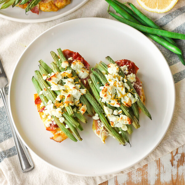 Cheesy Turmeric Chicken Bake with Prosciutto & Green Beans