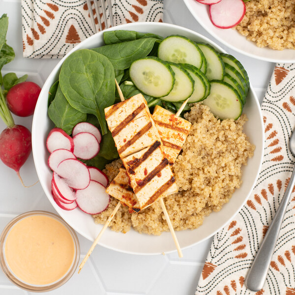 Quinoa Bowl with Tofu Skewers, Spinach, Radish & Chili-Garlic Sauce