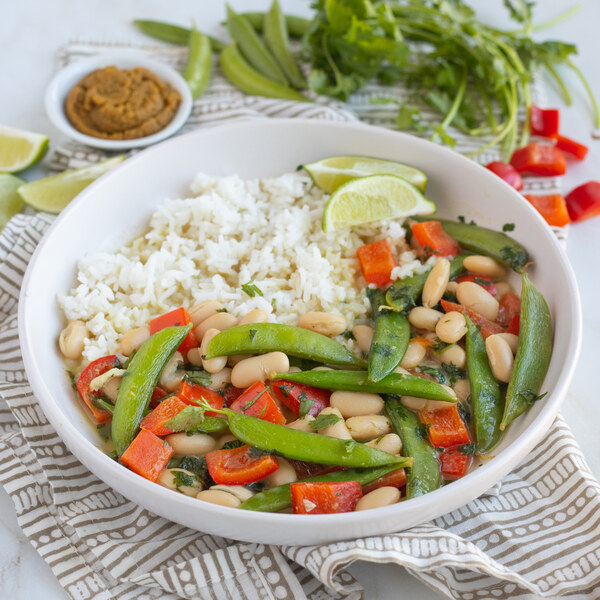 White Bean Coconut-Green Curry with Snap Peas, Pepper, Cilantro & Rice