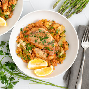 Chicken-Rice "Paella" Bake with Bell Pepper, Asparagus & Artichoke