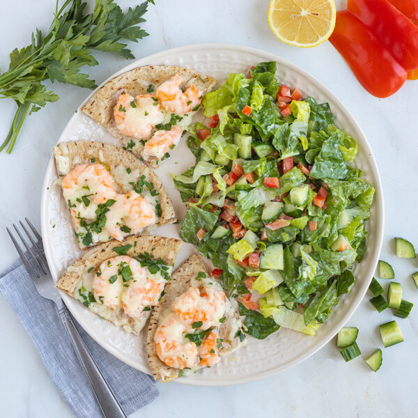 "Shrimp Scampi" Pita Pizza with Cucumber, Bell Pepper & Romaine Salad