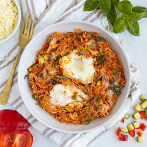 Cheesy Orzo Skillet Bake with Zucchini, Bell Pepper, Basil & Eggs