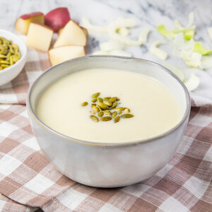 Cream of Fennel Soup with Potato, Leek, Celery & Pumpkin Seeds