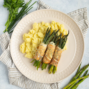 Prosciutto-Wrapped Asparagus with Herbed Cheese & Mashed Potatoes