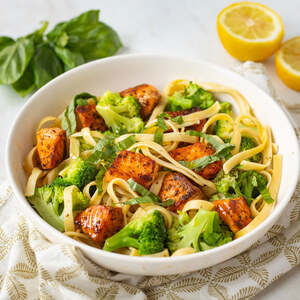 Lemon-Basil Fettuccine with Seared Salmon & Broccoli