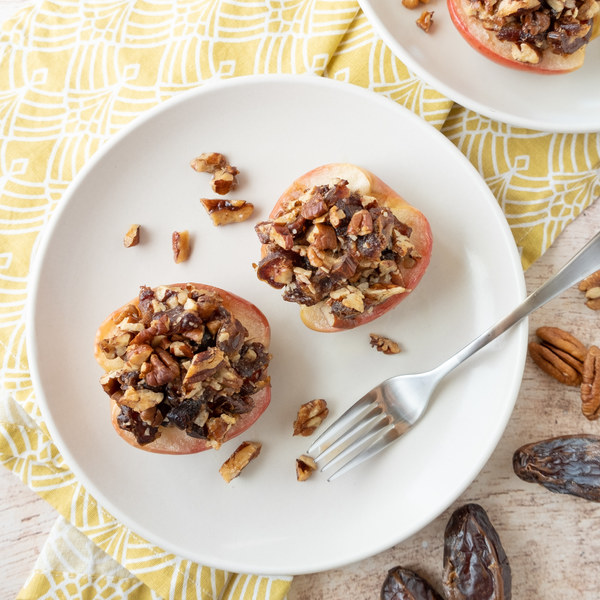 Baked Apples with Date-Pecan Topping