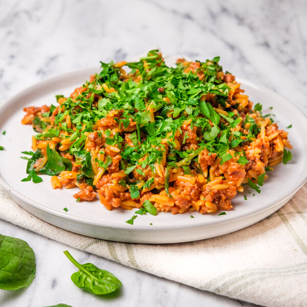 Tomato-Spinach Orzo with Veggie Ground & Parsley