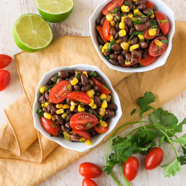 Tex-Mex Black Bean Salad with Tomato, Corn & Bell Pepper